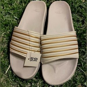 Size 10 Woman slides/Slippers white/Gold color